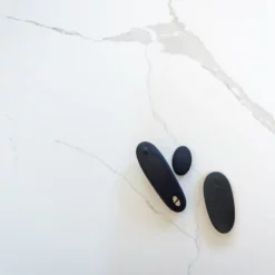 We-Vibe Moxie+ Noir Culotte Vibrante Connectée -SexToys Soldes 2023 we vibe moxie plus culotte vibrante noir 3