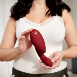 Womanizer DUO Bordeaux -SexToys Soldes 2023 womanizer duo bordeaux 4